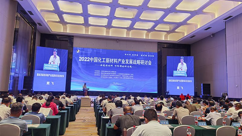 性能优势：轻与强的极致组合